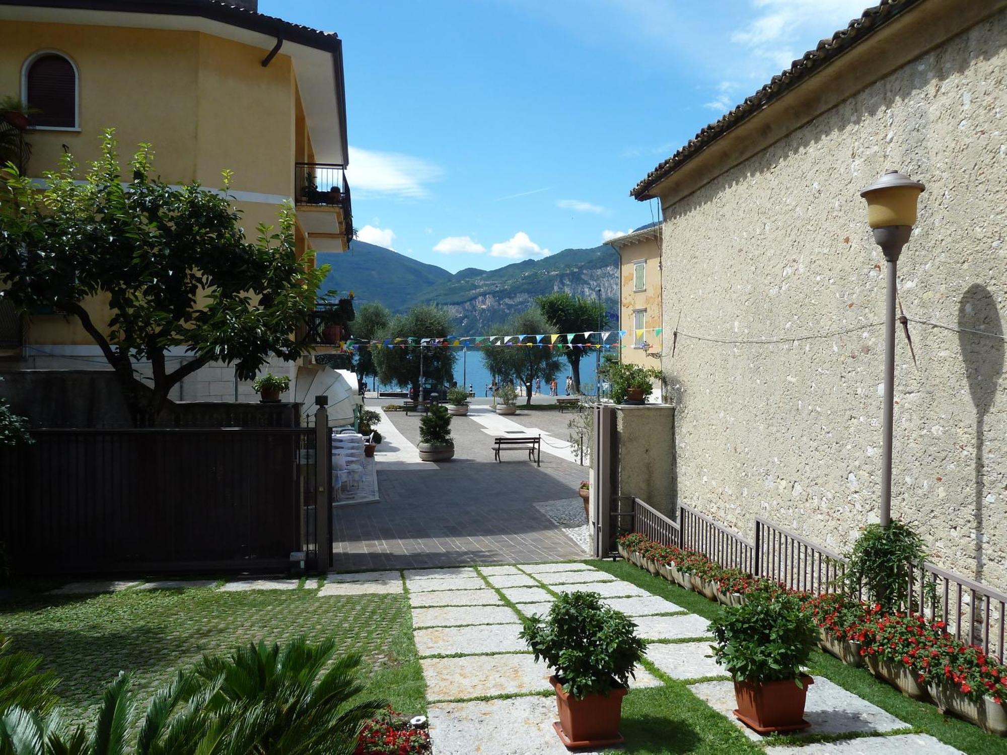 Albergo Casa Este Brenzone sul Garda Exterior foto